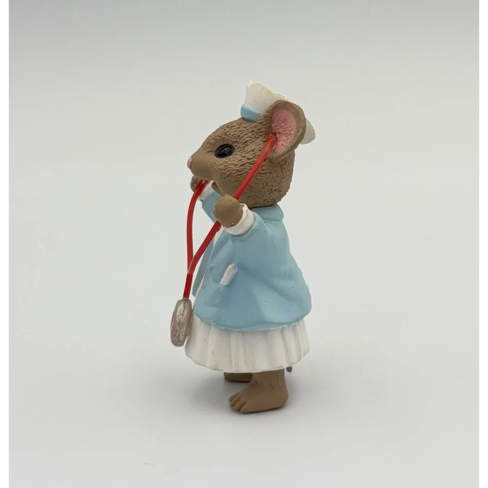 1996 Hallmark Keepsake Ornament Tender Lovin Care Nurse Mouse Ed Seale QX6114
